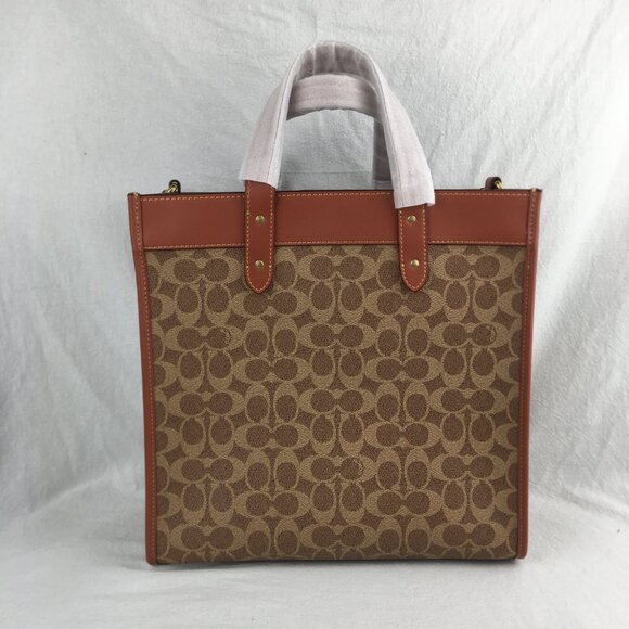 NWT Coach Field Tote In Signature Canvas With Patches - Picture 5 of 12